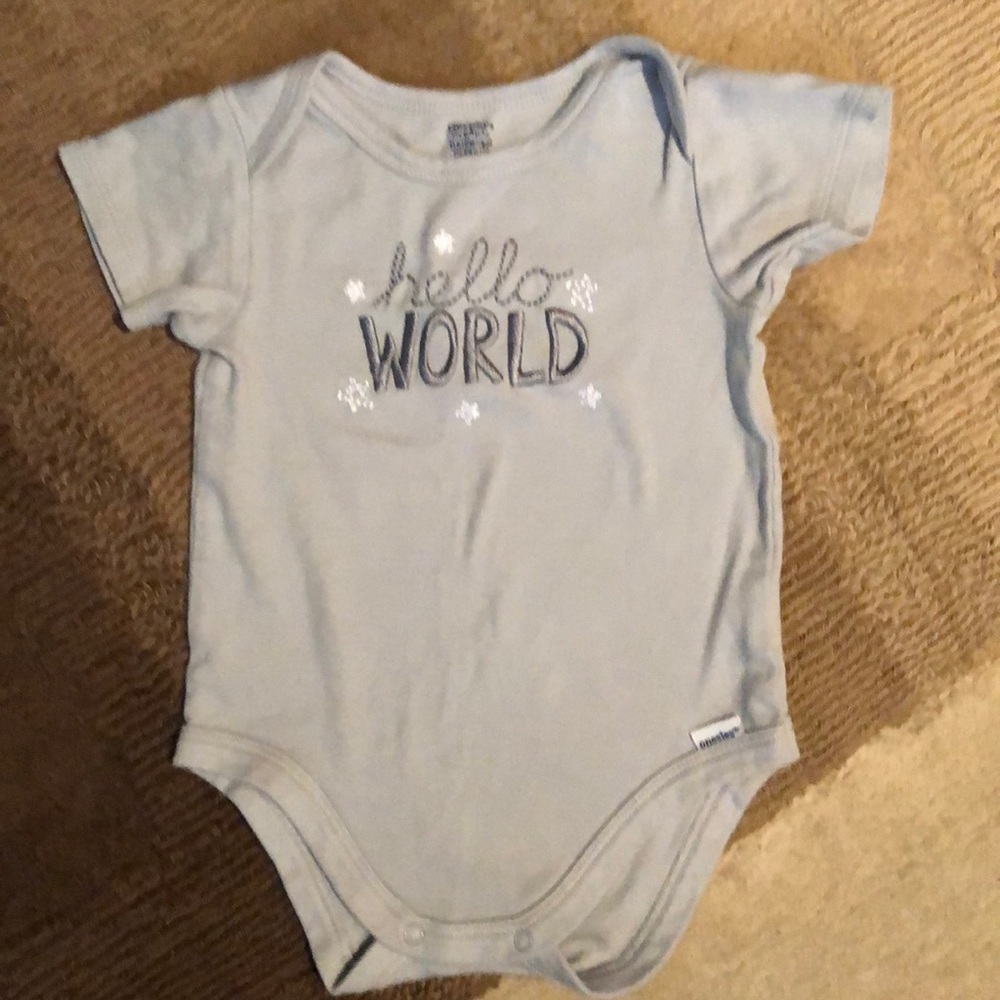 NWOT Gerber Organic Embroidered Onesie 3-6 M